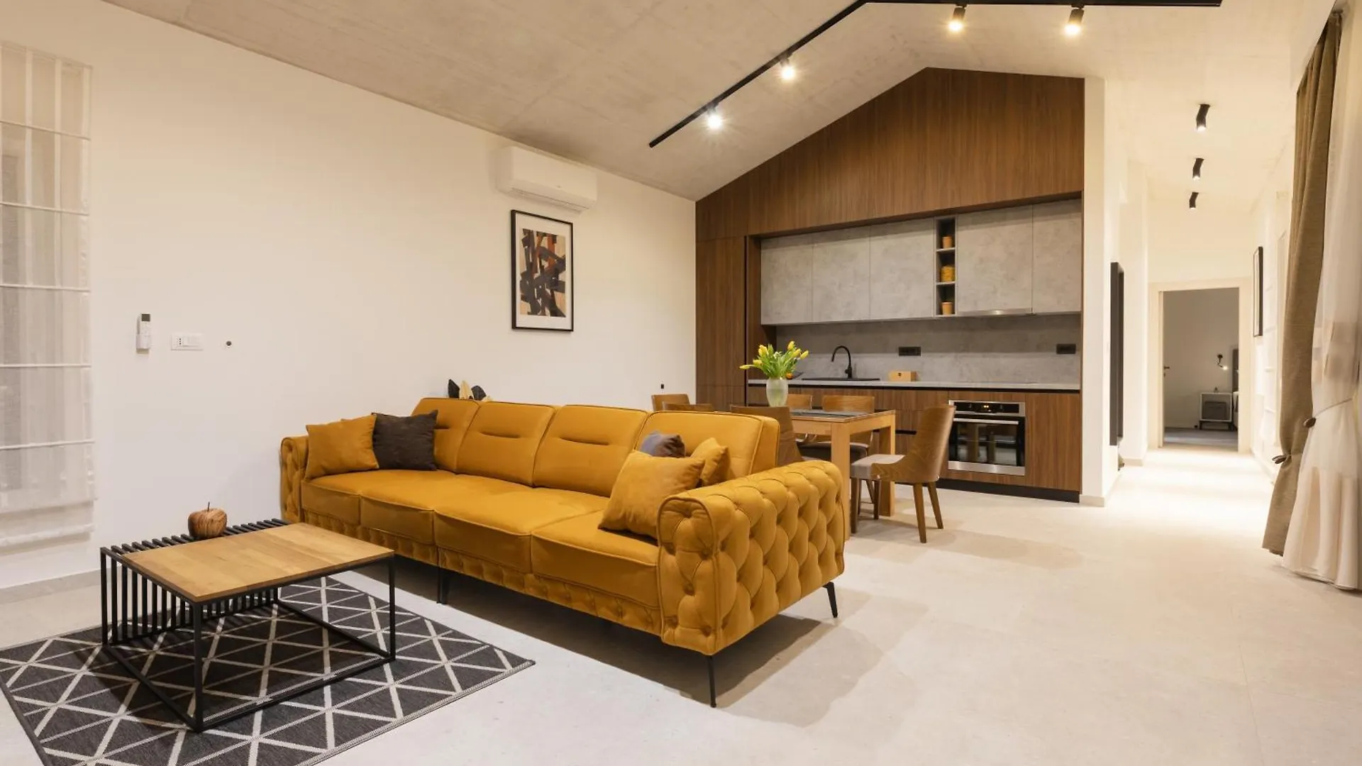 Villa Haba - House With Pool For Families & Couples Sisan